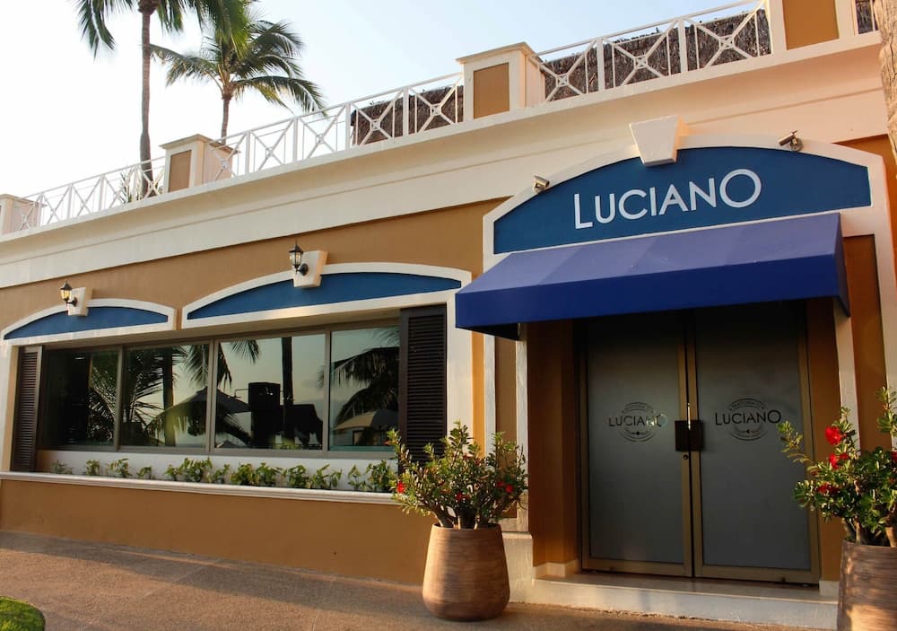 Sunset Plaza Beach Resort & Spa Pto Vallarta All Inclusive