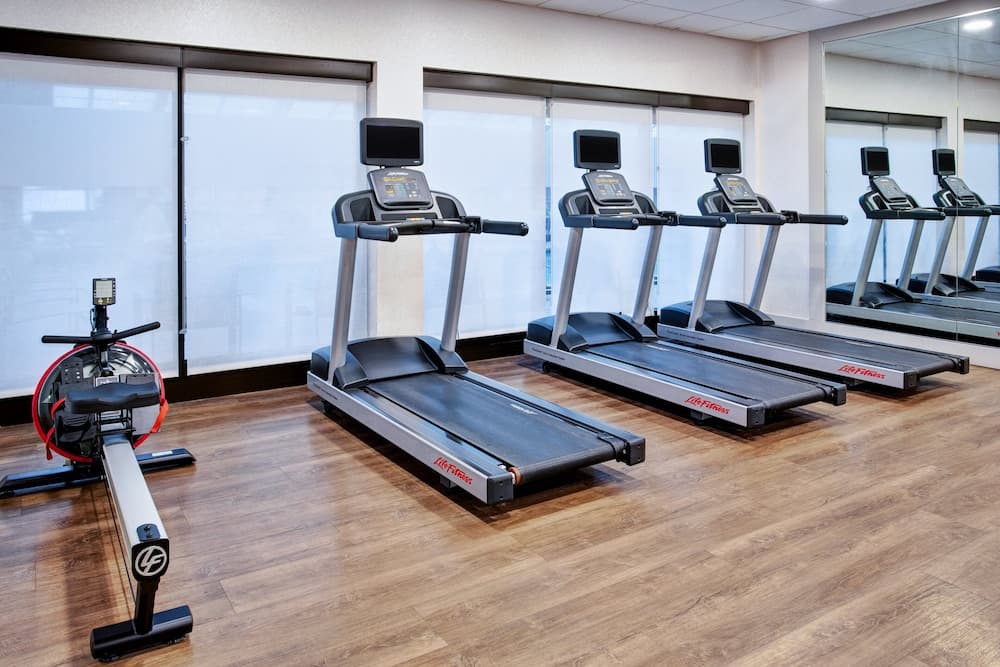 Holiday Inn Express Hotel & Suites Belleville by IHG