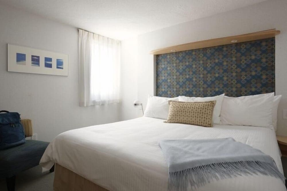 Oceanfront Pan American Hotel