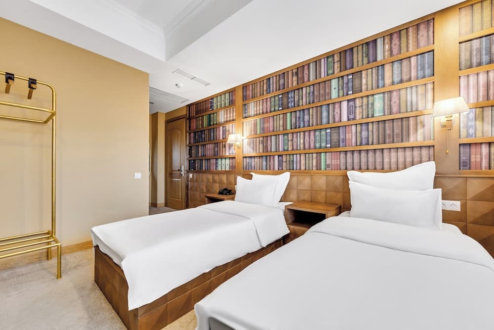 Amante Narikala Hotel