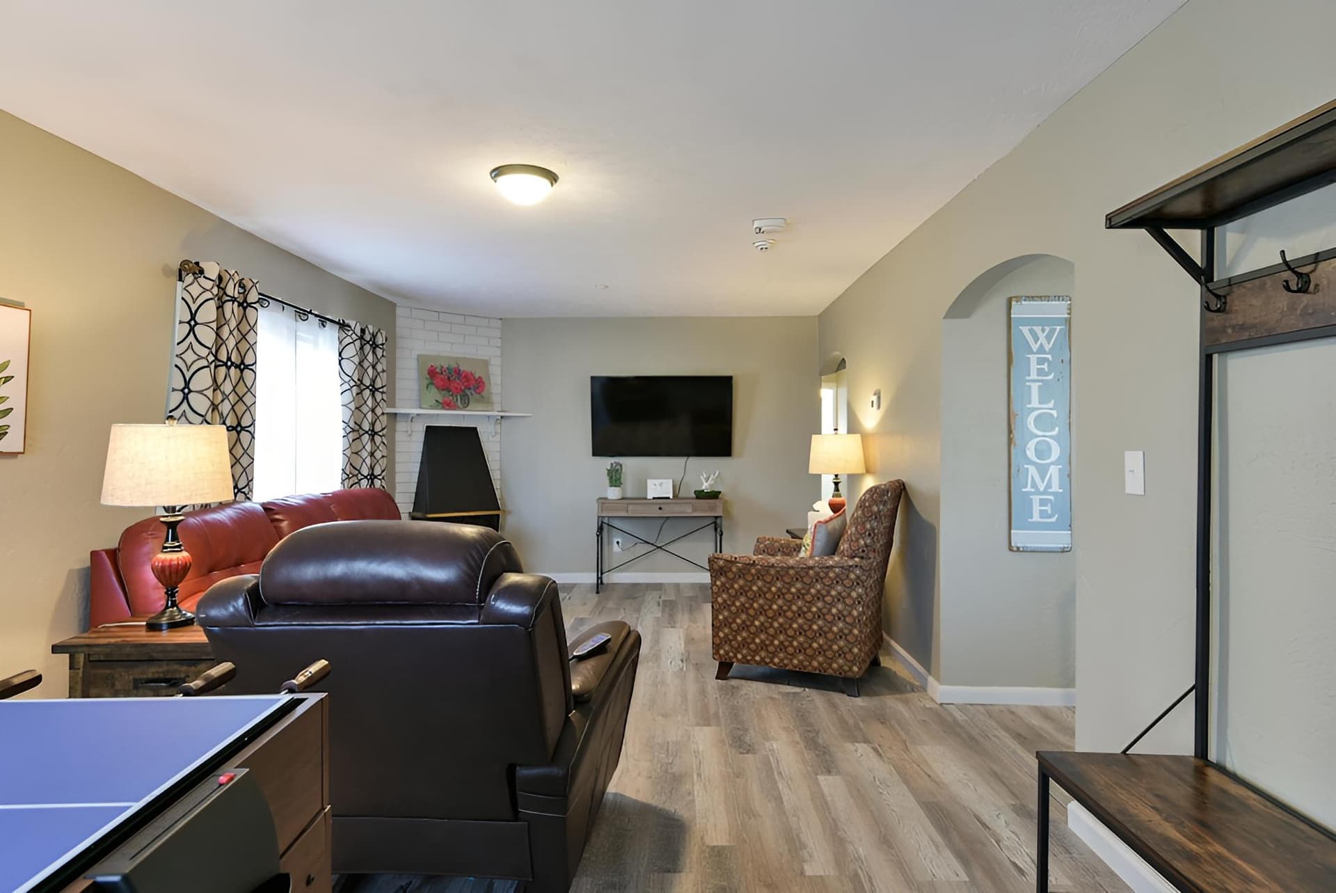 Stay-n-play - Downtown Branson - Free Trolley or Walk to all the Fun!!