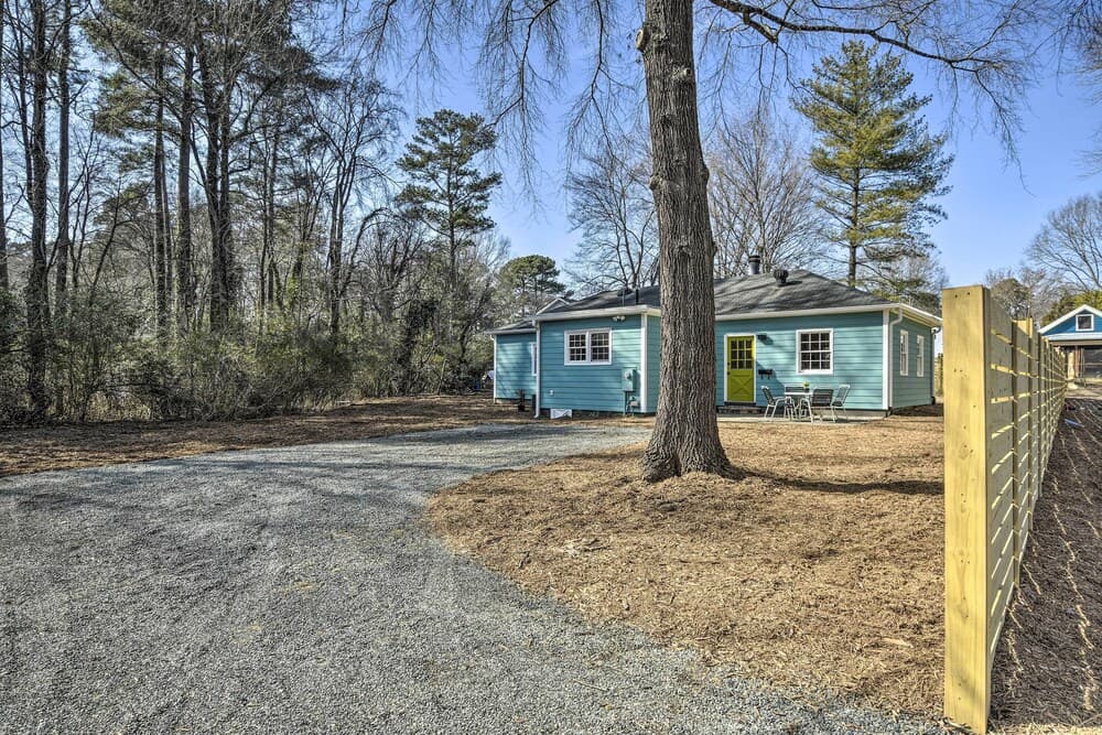 Charming Carrboro Home - Walk to Downtown!