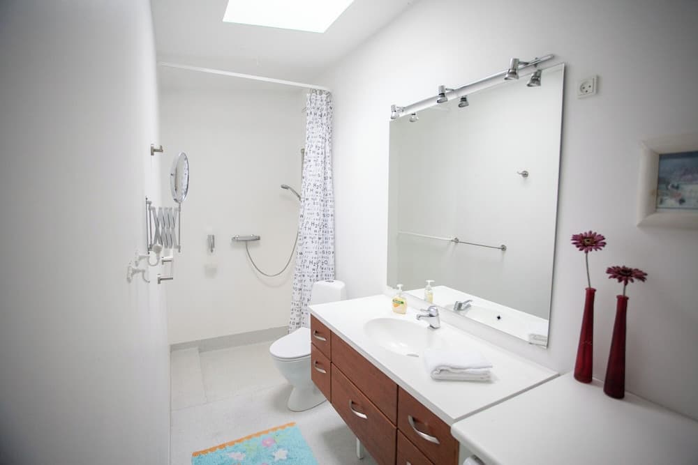 Downtown Tórshavn - Large 3 Bedroom Apartment