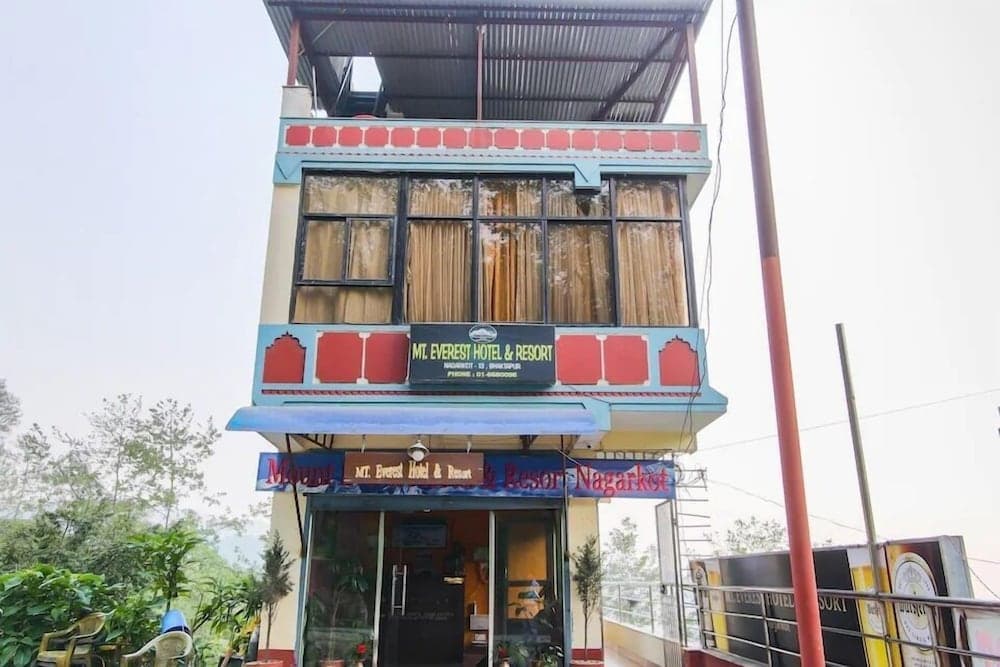 OYO 230 Mount Everest Hotel and Resort