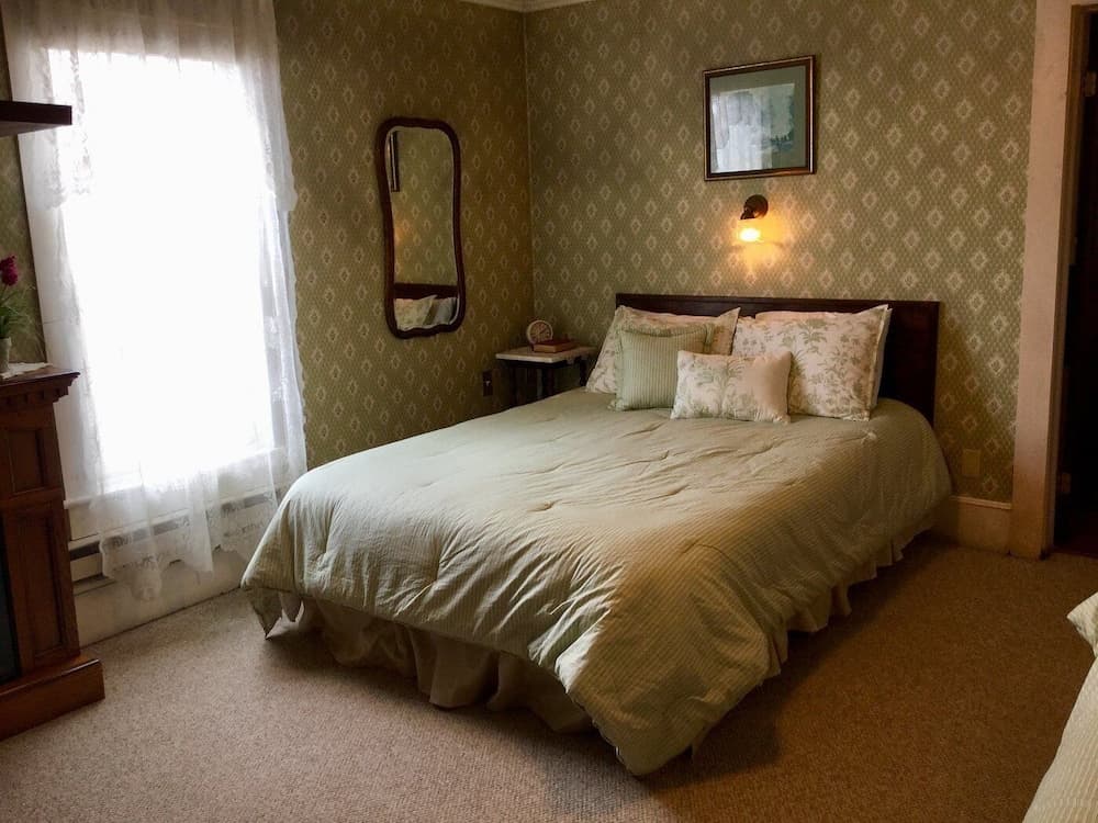 The Alma House Inn