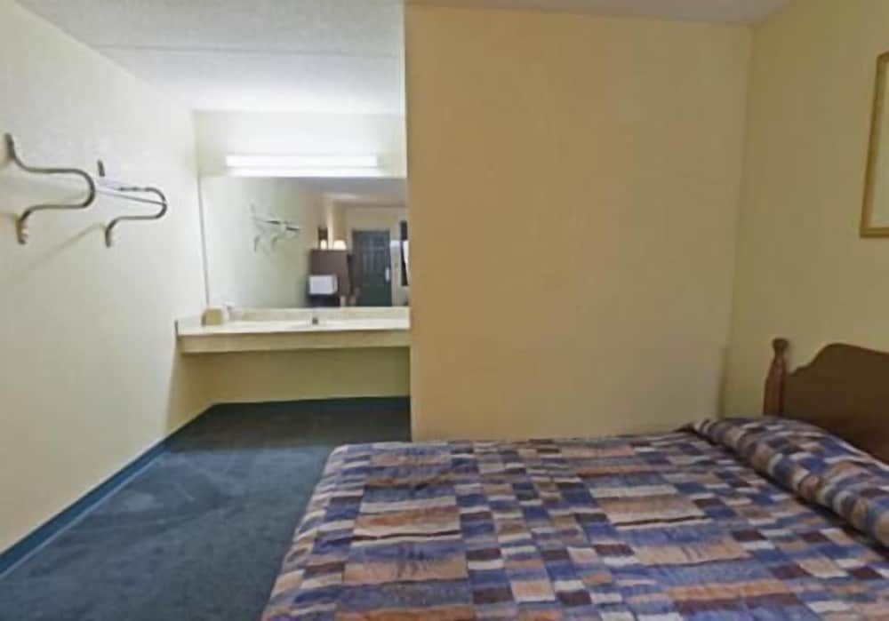 Americas Inn