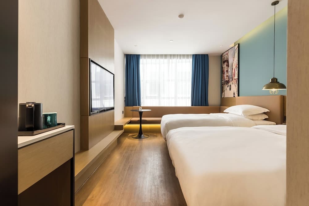 Jinglai Hotel (Shanghai Bund East Nanjing Road Pedestrian Street)