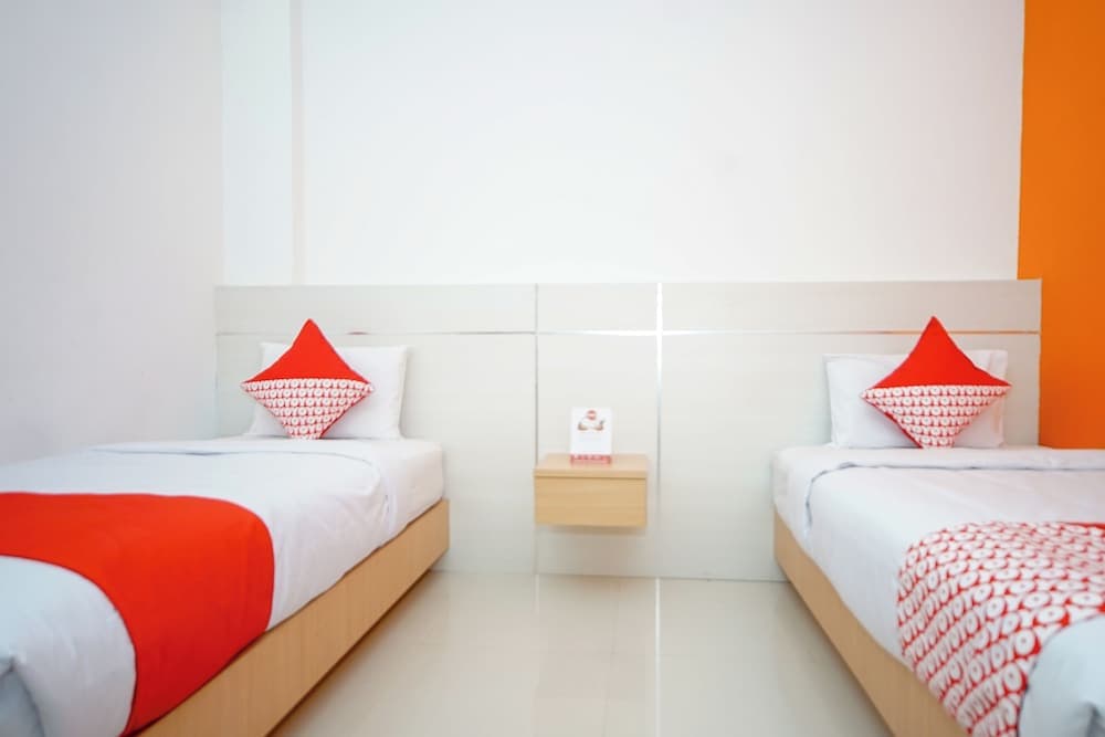 Townhouse Oak Palembang near Palembang Golf Club formerly KR Hotel