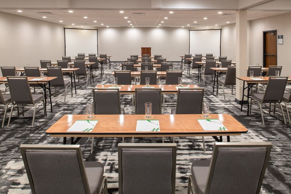 Holiday Inn: Portland- I-5 S (Wilsonville) by IHG