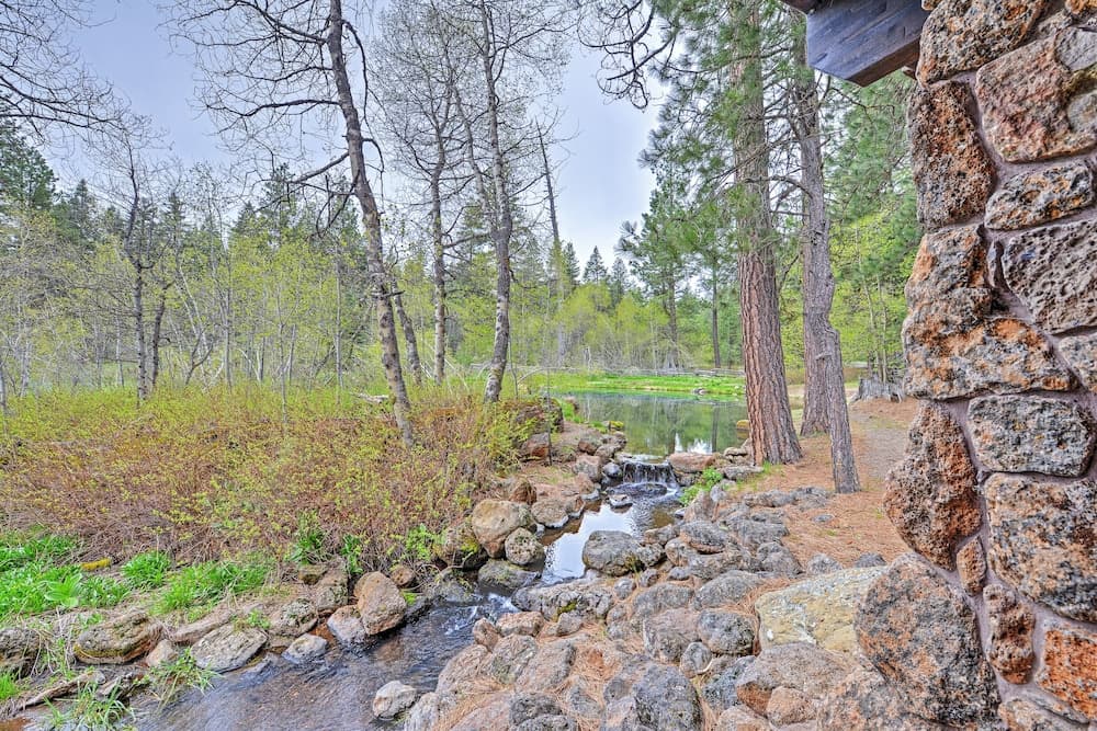 Ashland Lodge w/ Lake Views & Game Room Loft