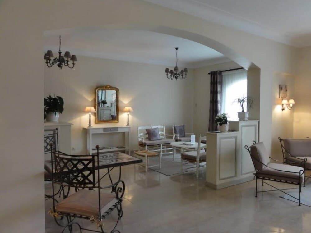 Hôtel les Echevins