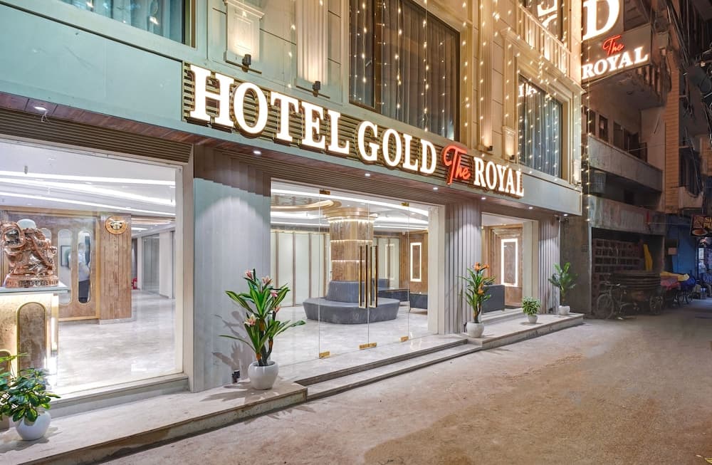 Gold The Royal