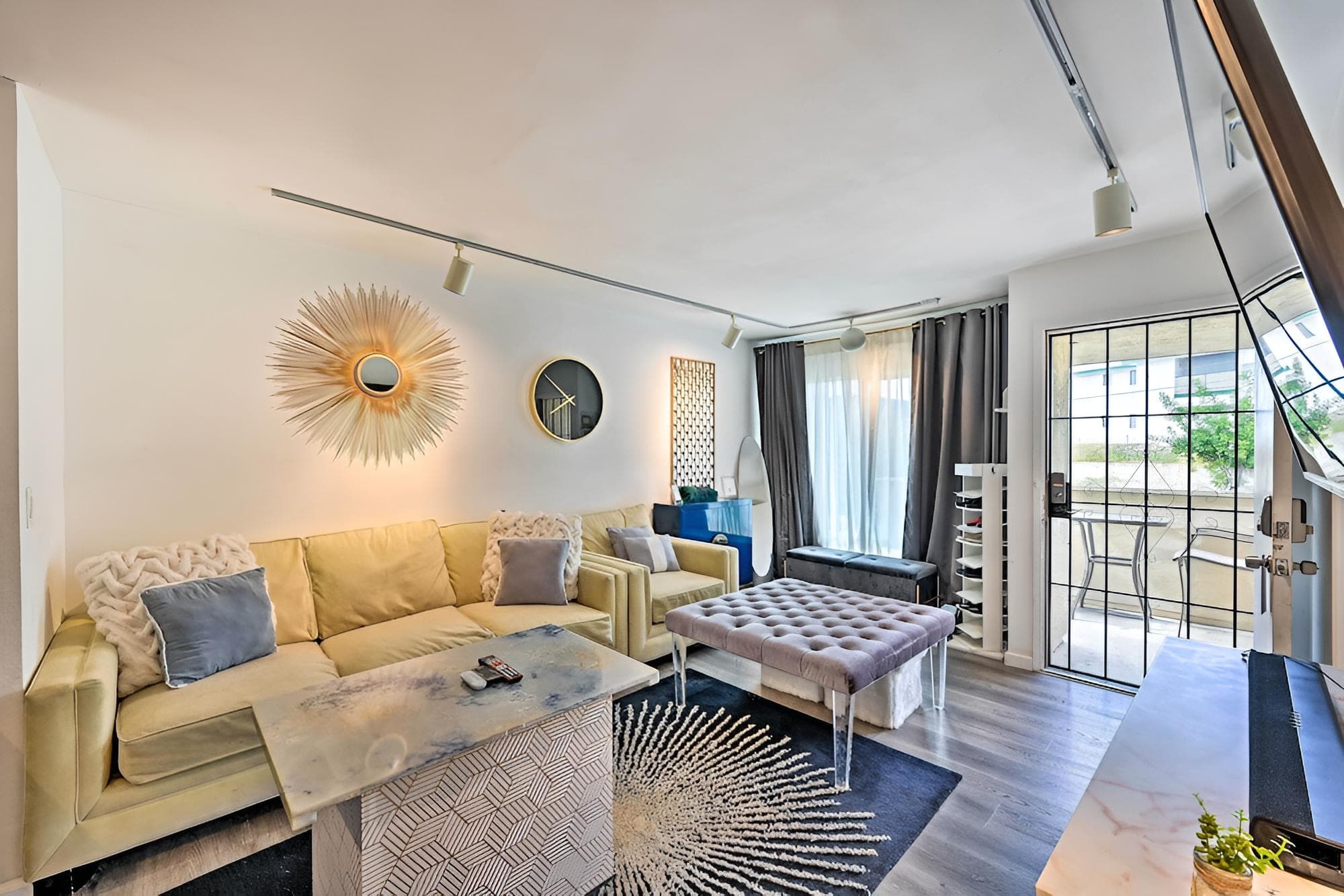 El Cajon Condo: 18 Mi to Downtown San Diego!