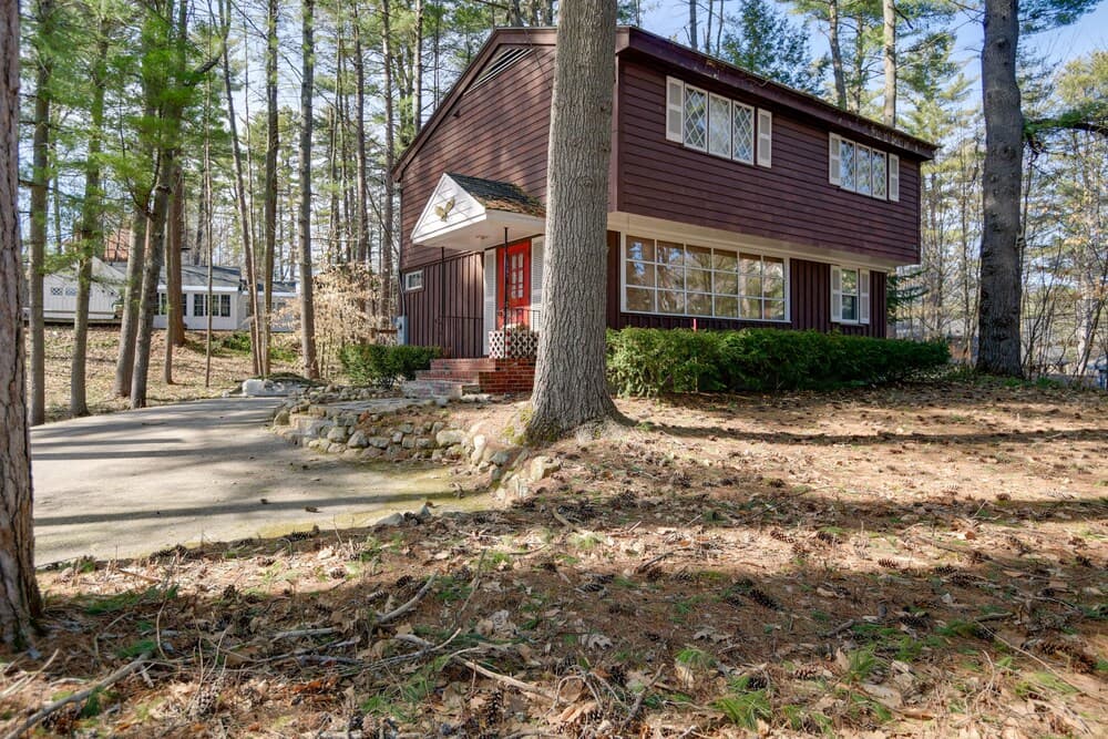 North Conway Home < Walk to Slopes at Cranmore!