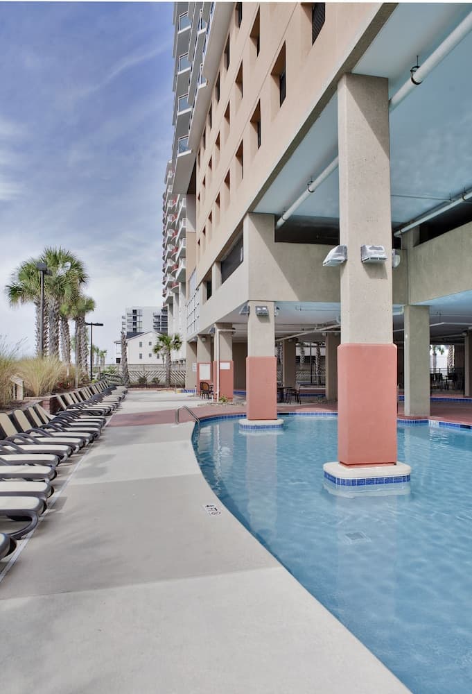 Bahama Sands Luxury Condominiums
