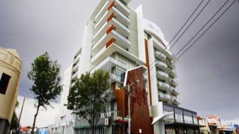 Sub Penthouse On Barkly Street
