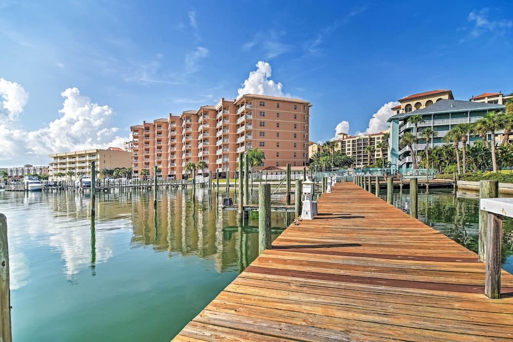 Coastal Condo w/ Pool, Walk to Clearwater Beach!