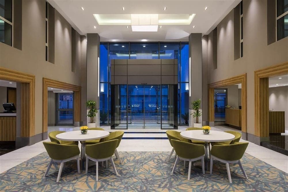 SAS Residence & Hotel, Dhahran - Formerly Radisson Blu