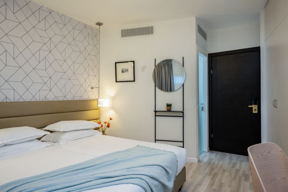 Maxim Hotel Tel Aviv