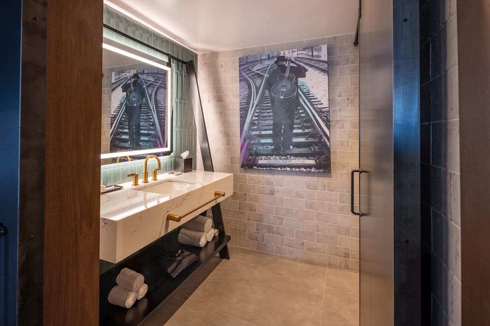 Bally's Baton Rouge Hotel