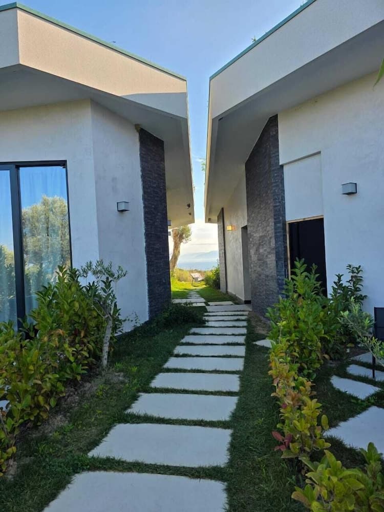 Cape of Rodon Resort Green Village