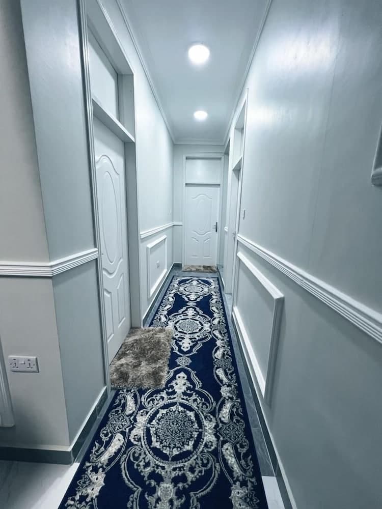Greenlight Apartments