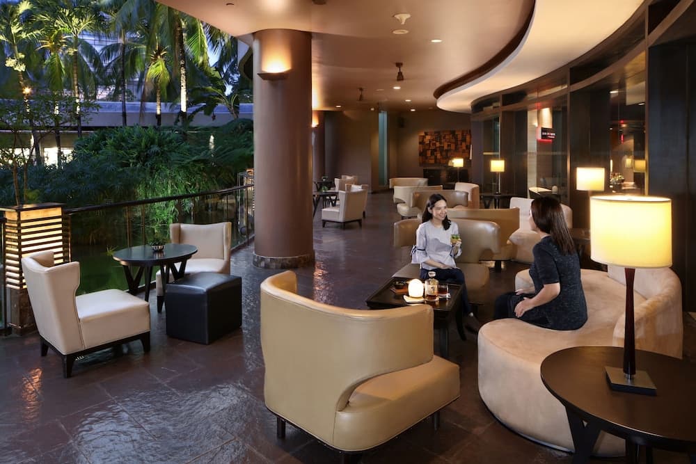 New World Makati Hotel