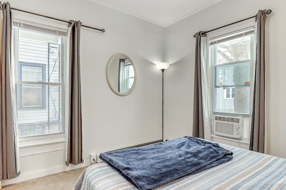 1 Mi to Dtwn: Pet-friendly Corning Retreat