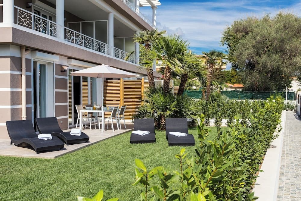 Villa Velvet