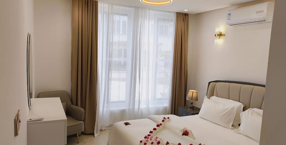 Royal Apartment