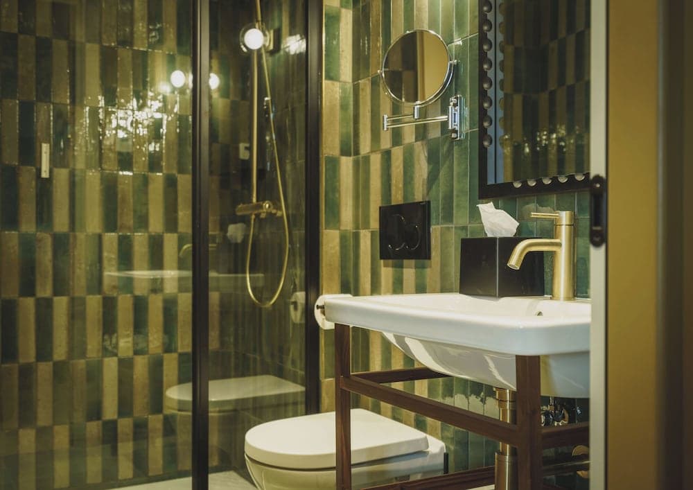 Gounod Hotel