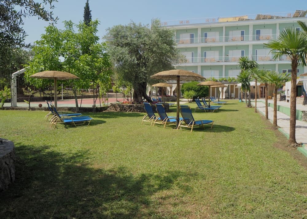 Hotel Paloma Blanca