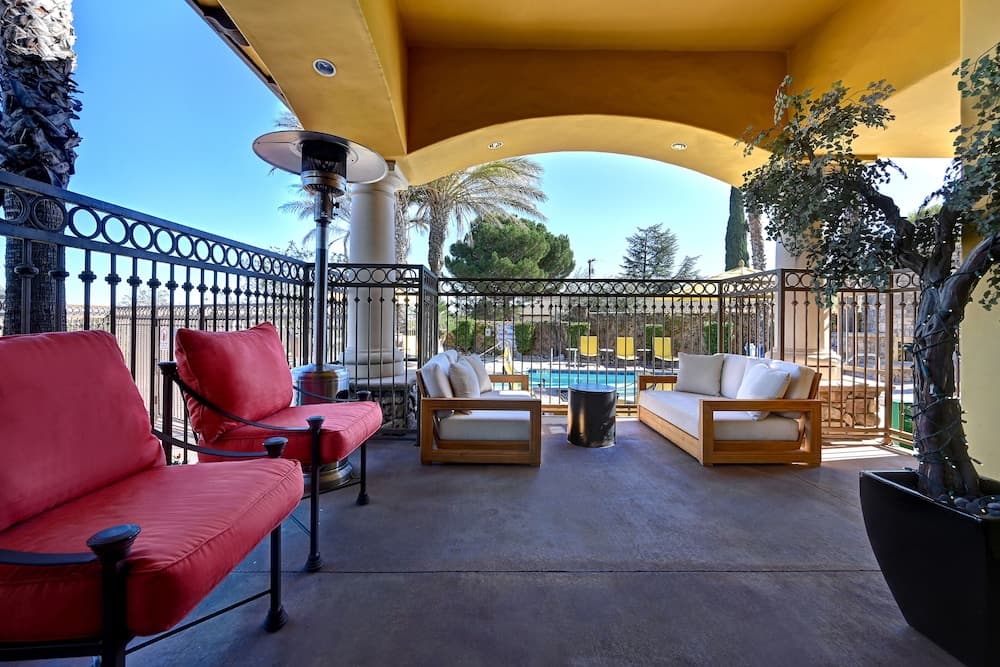 Bellasera Hotel & Suites Paso Robles, Tapestry by Hilton