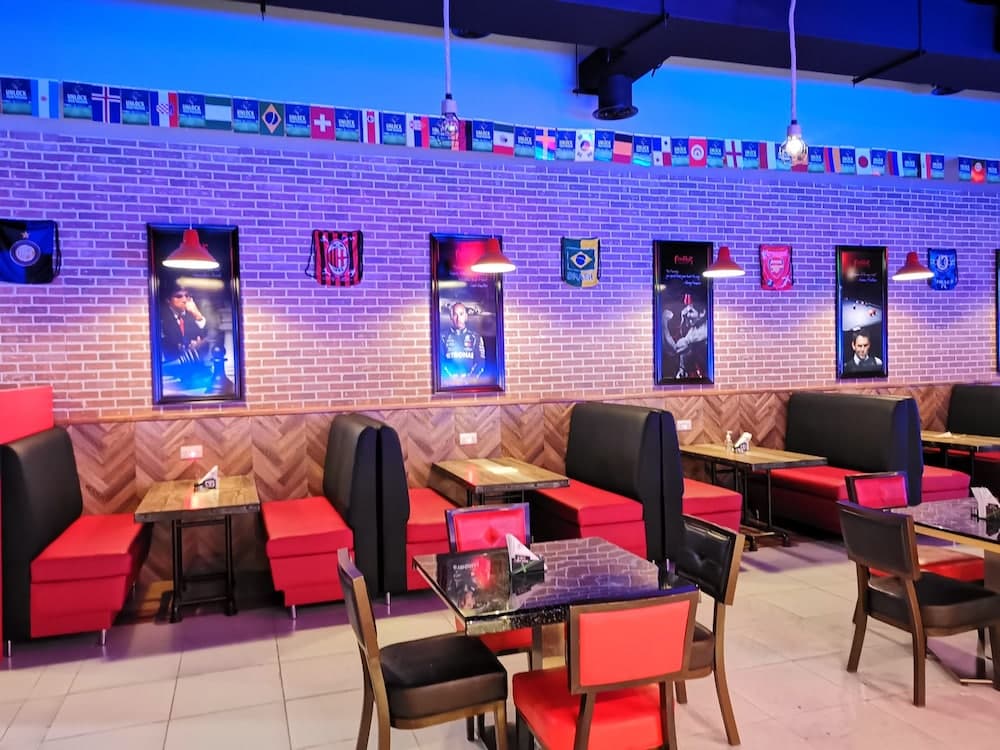 dining