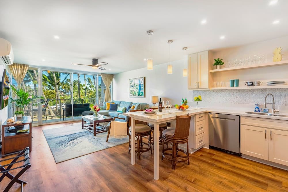 Kuau Plaza Paia Condo with Parking