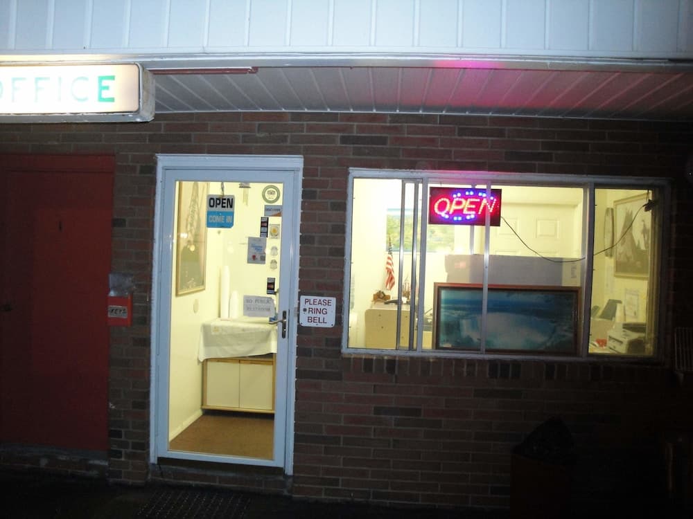 Budget Motel