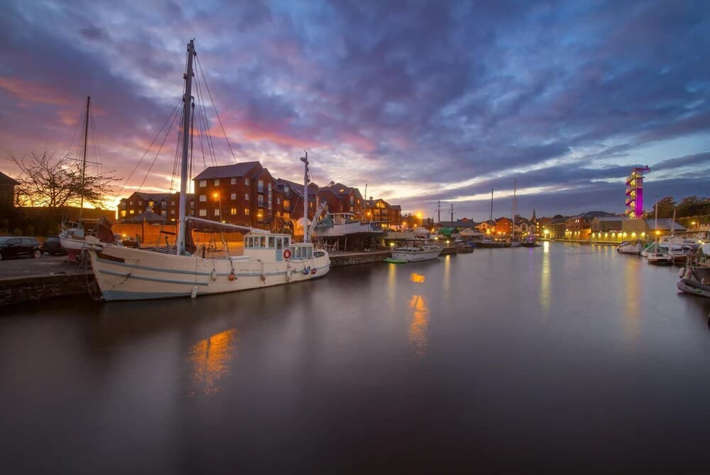 The Penthouse - With 360 Private Terrace Views of the Cathedral and Exeter City