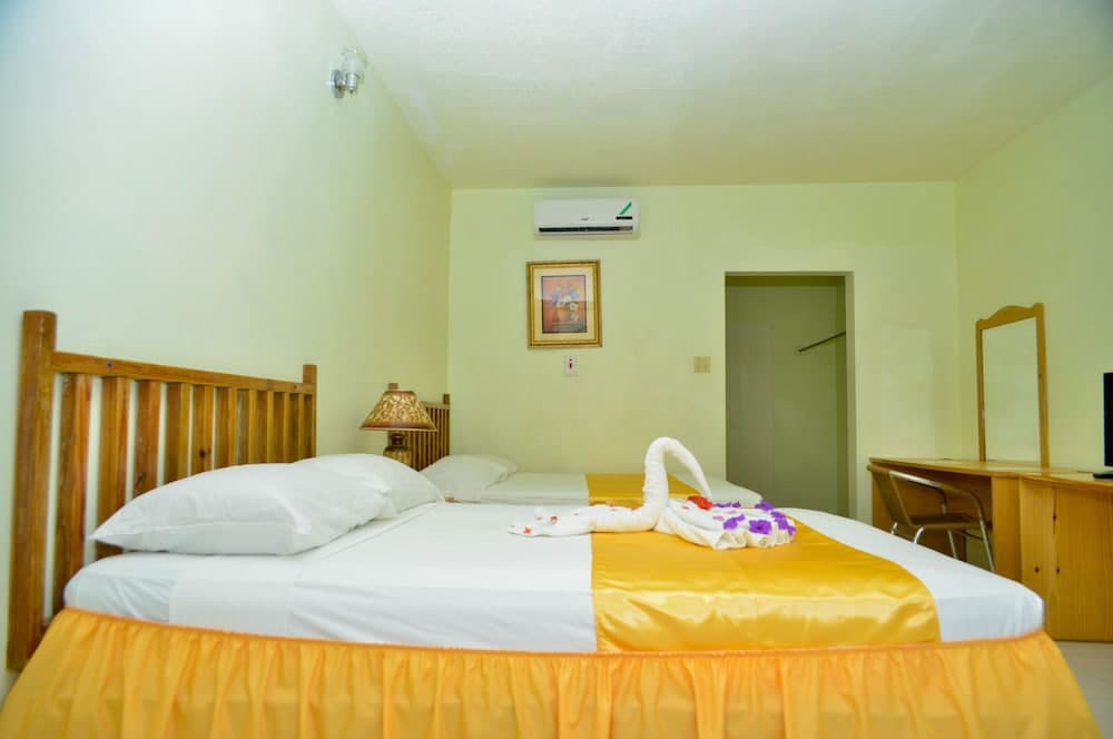 Fun Holiday Beach Resort