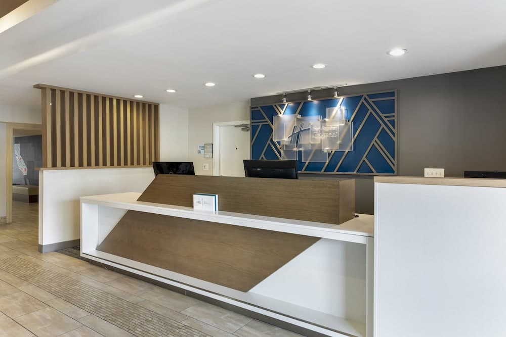 Holiday Inn Express San Bernardino - Colton by IHG