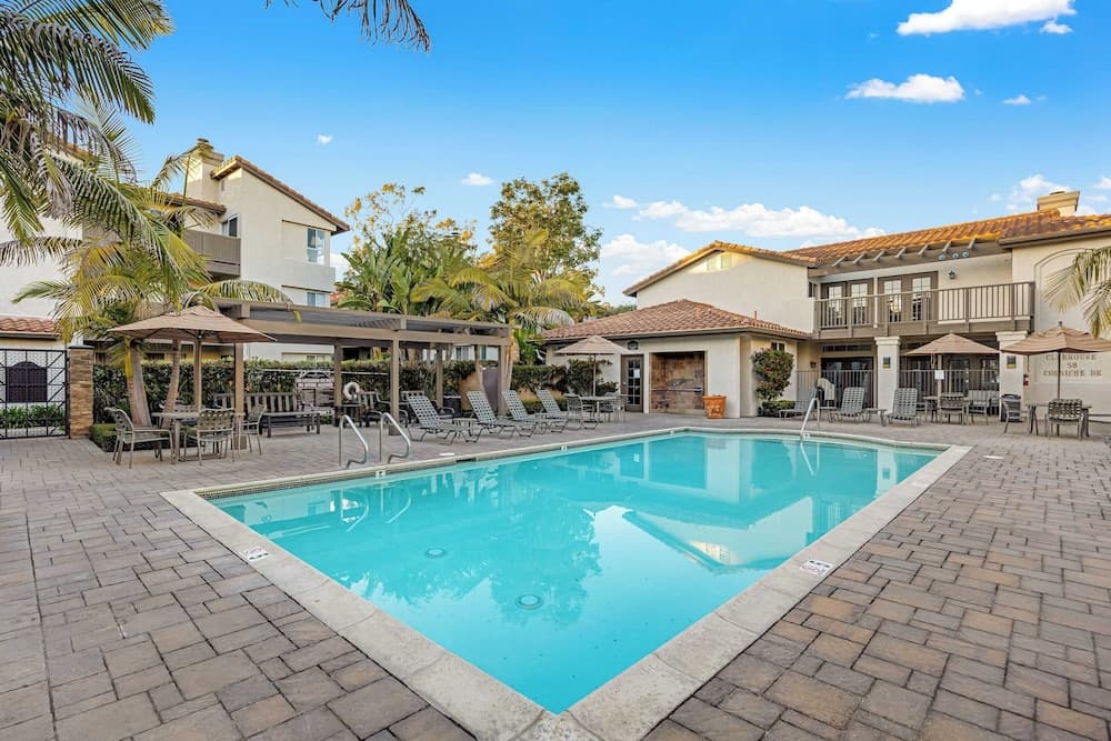 Coastal Retreat With Pool, Hot Tub, BBQ Patio & Minutes to Dana Point Harbor, Monarch Beach, Laguna Beach & Golf Courses Ritz Pointe Condo