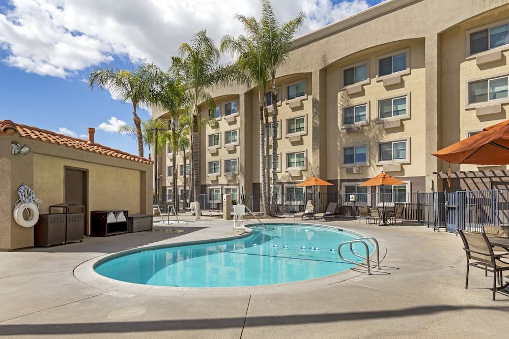 Holiday Inn Express San Bernardino - Colton by IHG