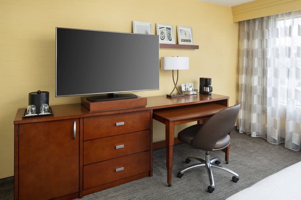 Courtyard by Marriott San Francisco Fisherman's Wharf