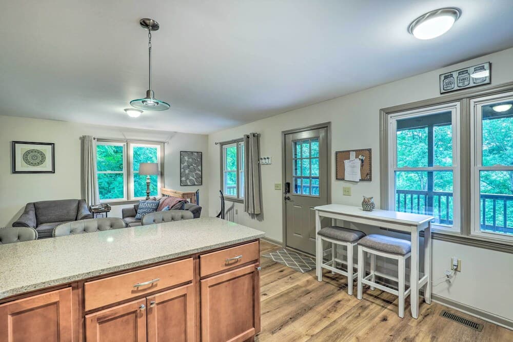 'serenity' Waynesville Home w/ Deck & Fire Pit!
