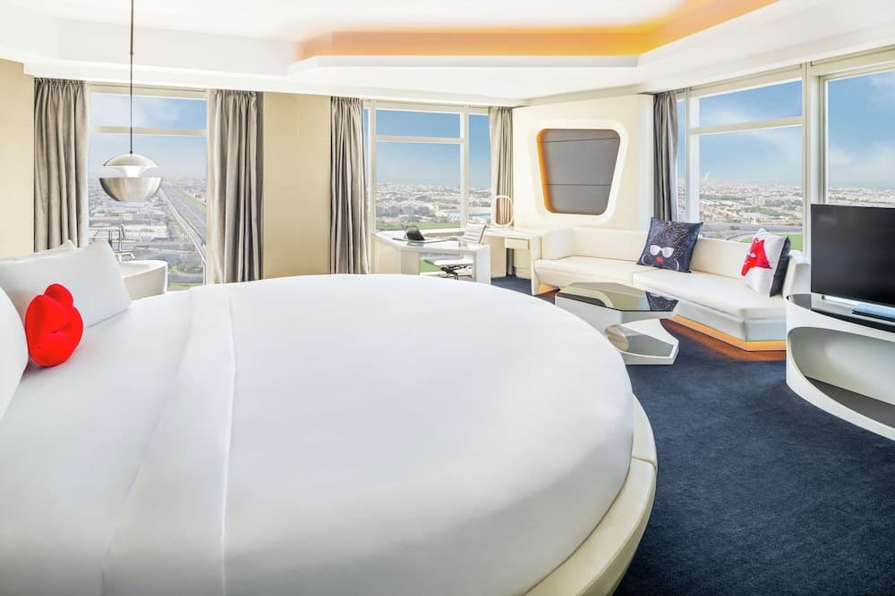 V Hotel Dubai, Curio Collection by Hilton