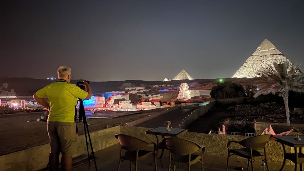 Seven Pyramids Inn