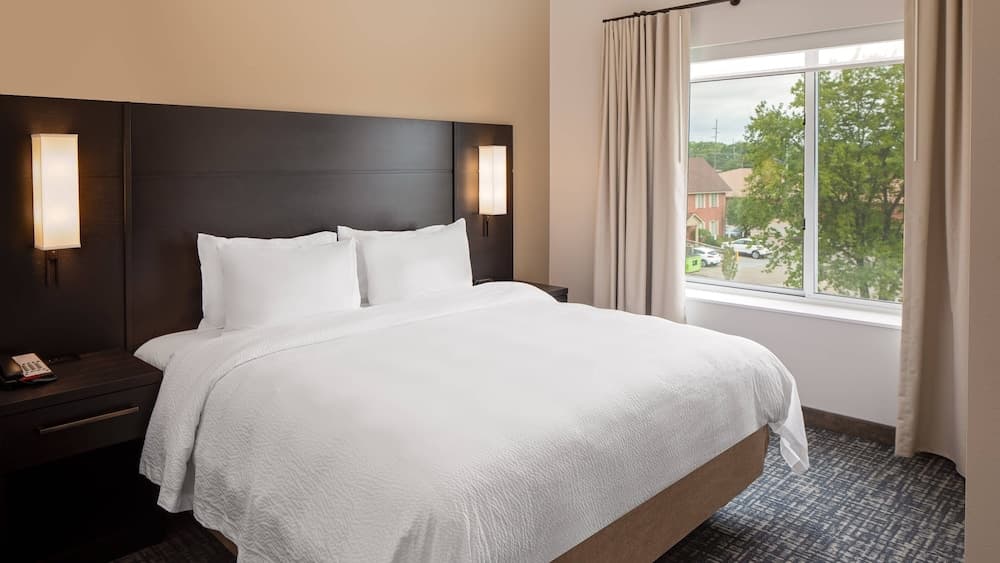 Residence Inn by Marriott Detroit Farmington Hills