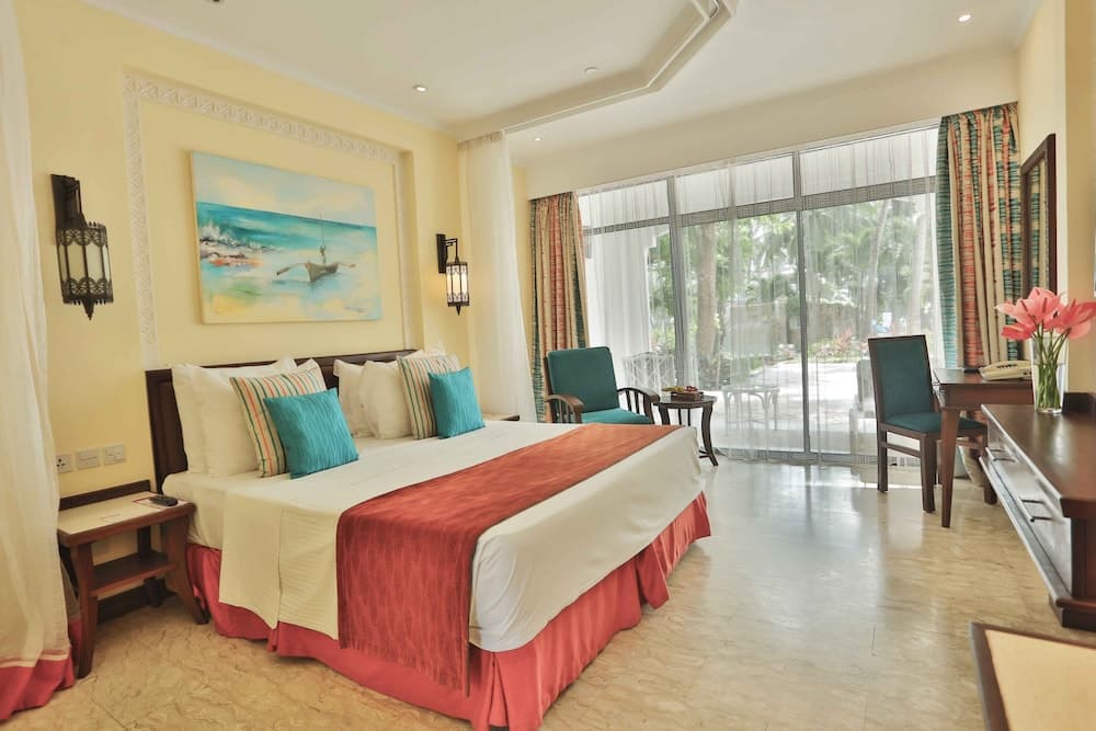 Sarova Whitesands Beach Resort & Spa