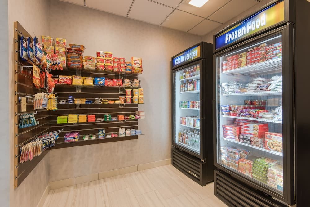 Holiday Inn Express & Suites Norwood-Boston Area by IHG