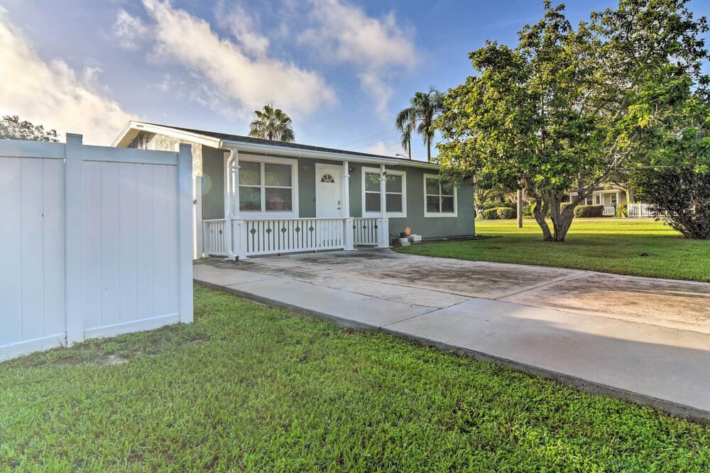 Stylish St Pete Vacation Home w/ Private Pool!