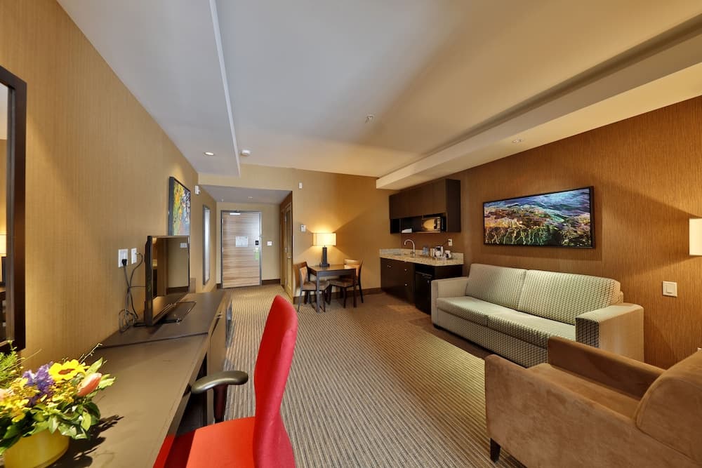 Edmonton Hotel and Convention Centre